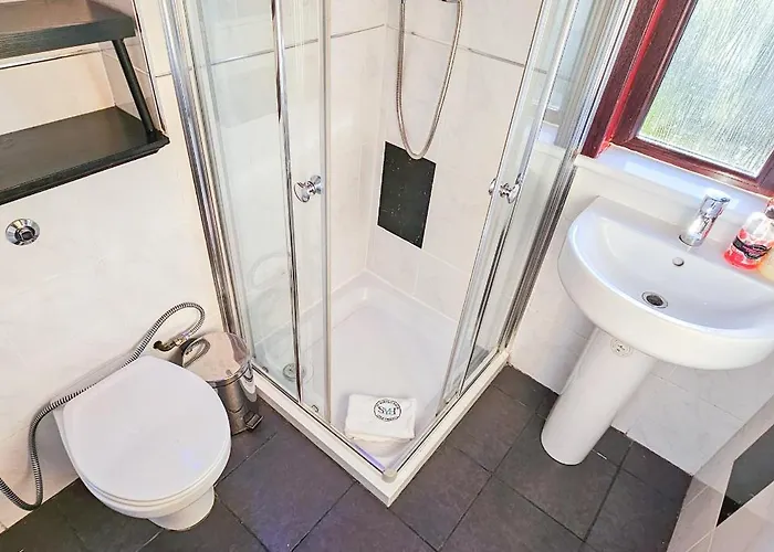 Holiday home Duddingston 9 Bedroom House -