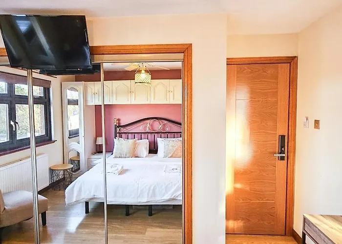 Holiday home Duddingston 9 Bedroom House - Edinburgh