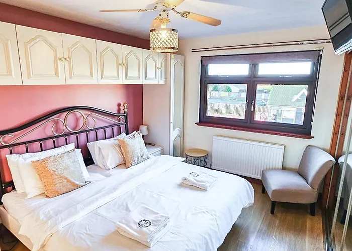 Duddingston 9 Bedroom House -