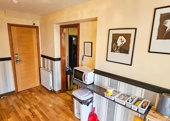 Holiday home Duddingston 9 Bedroom House - *