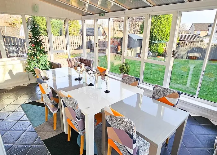 Duddingston 9 Bedroom House -