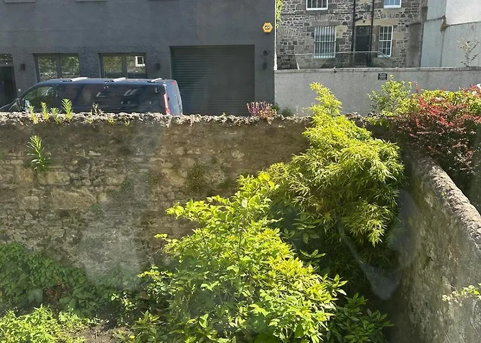 Apartment Central, Cafe Society Around The Corner, Barony Street