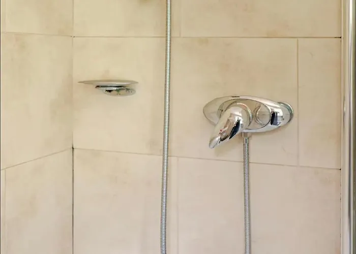 Little France House Room1 Edinburgh