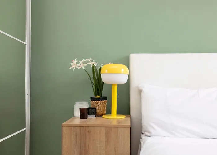 Elegant In The Heart Of إدنبرة