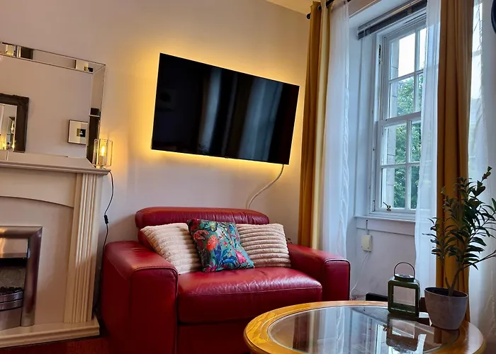 Stylish 2br Grassmarket Flat With Castle Views & Ps5 Апартаменты Эдинбург