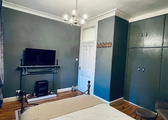 Glamours Stylish Victorian Near Centre Apartmán *