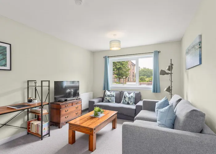דירה Modern Flat Near Murrayfield Stadium, Sleeps 4 *