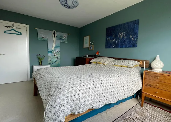 Apartment Mid-century Gem Steps From The *