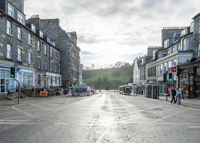 Retreat - Centre 3 Min Walk To Castle Διαμέρισμα *