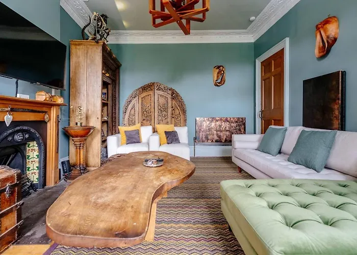 Apartment Craig S Lair Boho Jungle *