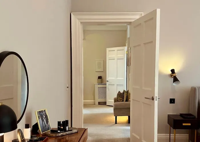Apartment Designer Georgian In New Town Edinburgh