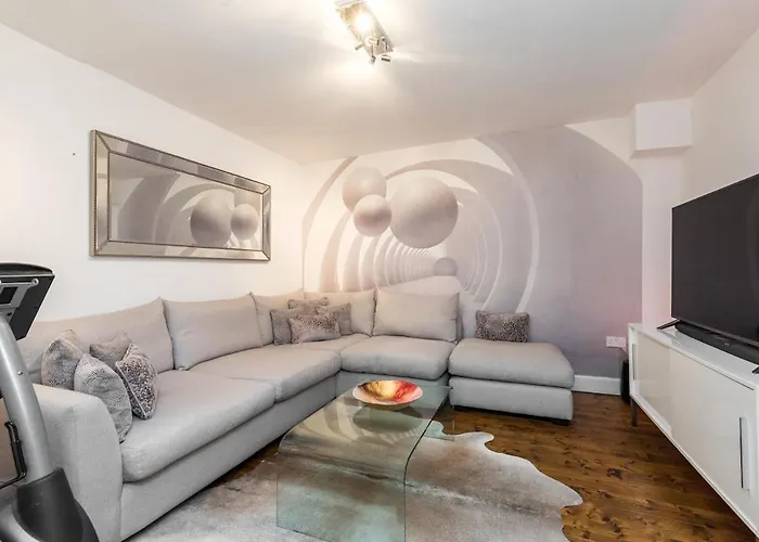 Modern Holyrood Family Retreat Prázdninový dům Edinburgh