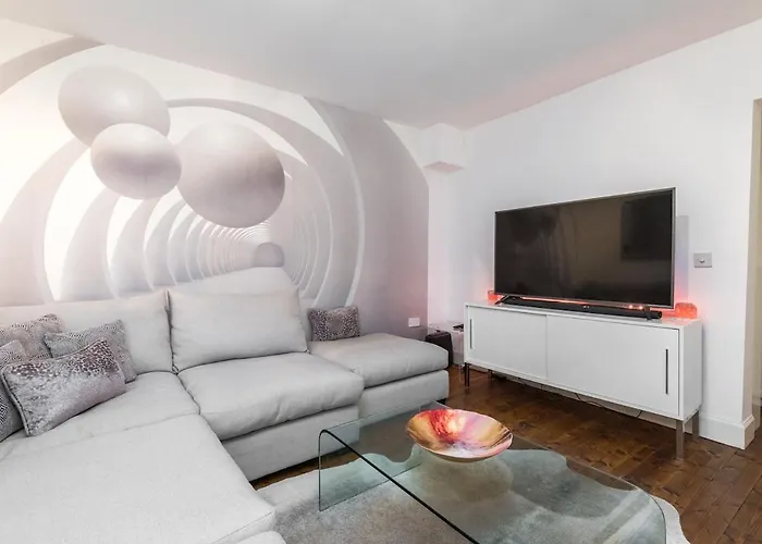 بيت للعطل Modern Holyrood Family Retreat إدنبرة