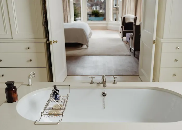 Ferienhaus Private And Prestigious Luxury Edinburgh