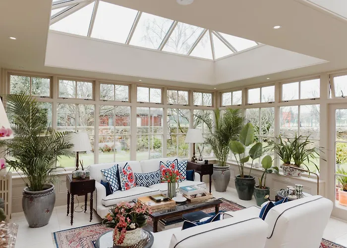 Private And Prestigious Luxury Ferienhaus