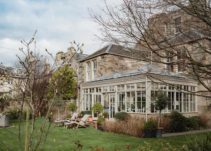 Private And Prestigious Luxury *