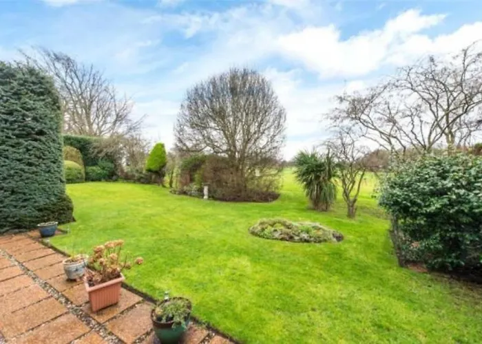 Whole House Let For Dp World Tour, Overlooking Bruntsfield Links 18th Fairway, 30 Min Drive From The Renaissance Club Edinburgh