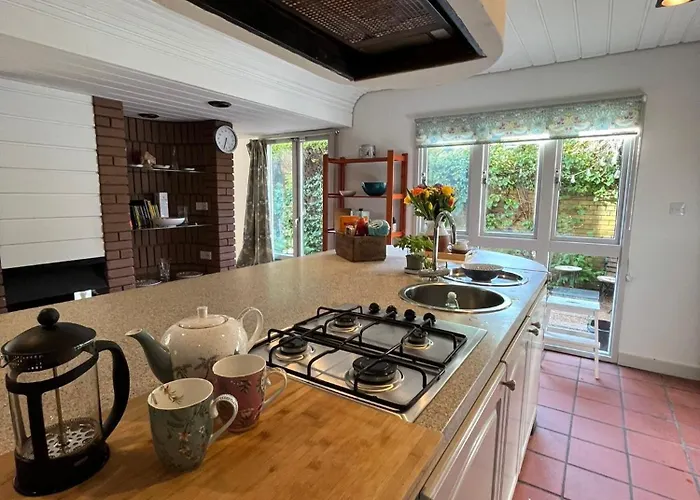 Holiday home Whole House Let For Dp World Tour, Overlooking Bruntsfield Links 18th Fairway, 30 Min Drive From The Renaissance Club Edinburgh