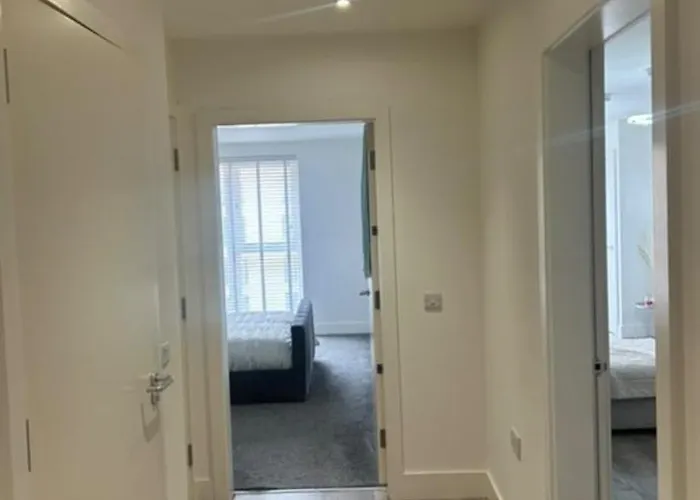 1 Bedroom Flat شقة