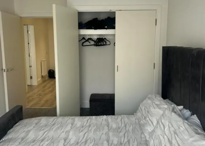 1 Bedroom Flat