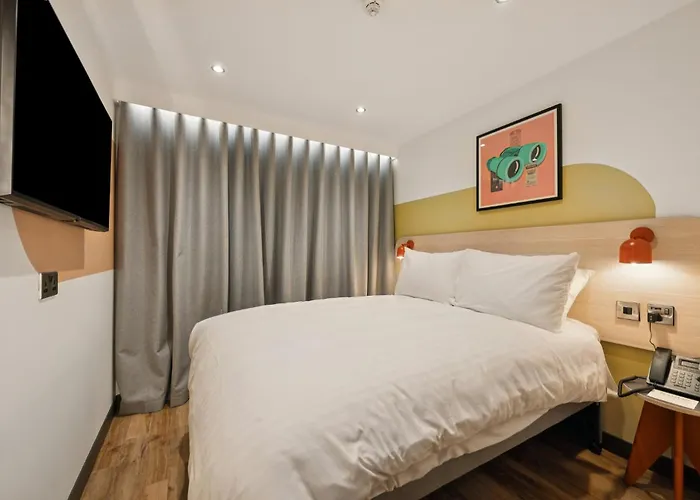 Haymarket Hub 3*