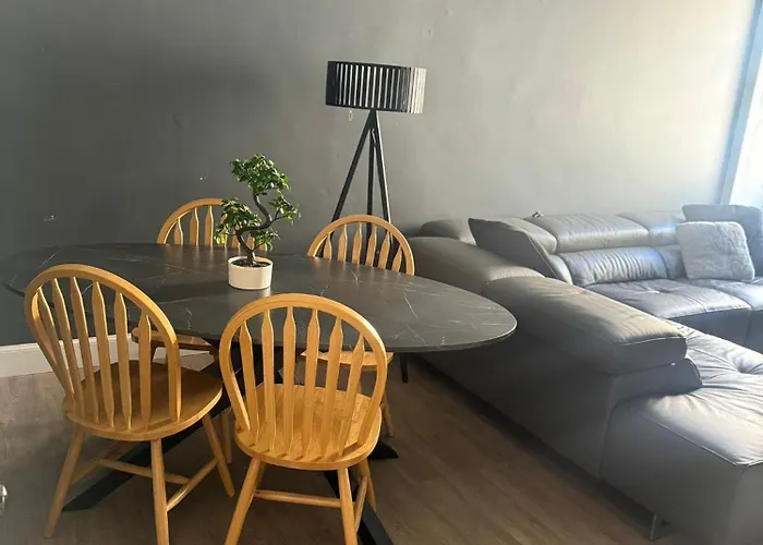 Homestay Fountain Park Get Away One Bedroom In A 2 Bedroom *