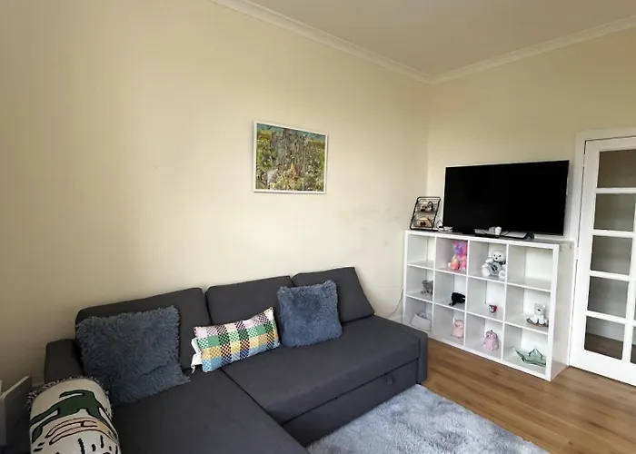 Centre - George Square * Edinburgh