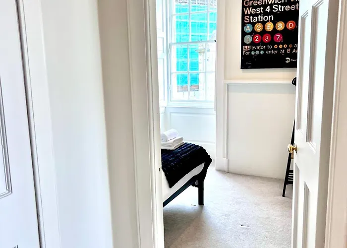 Apartment Heart Of The - 3 Bedroom Oasis