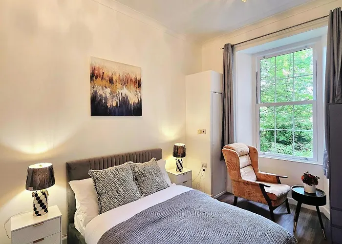 דירה Urban Oasis *