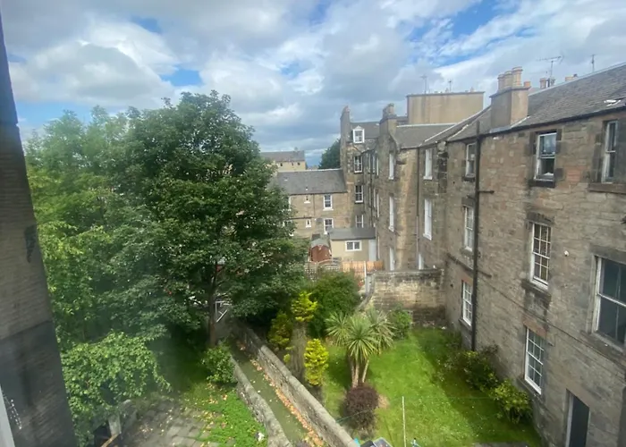 Gasthuis 4 Friends House Edinburgh