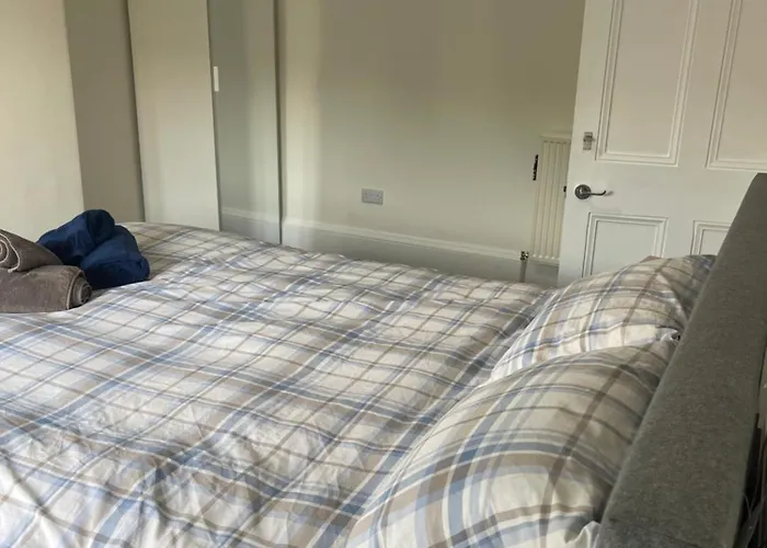 Entire Victorian House 2br - 4 Guests