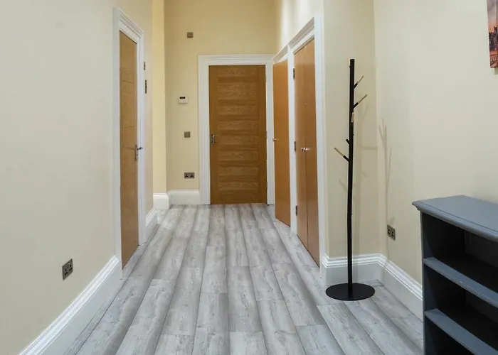 Large Flat In F2 With Mountain View Appartement Edinburgh