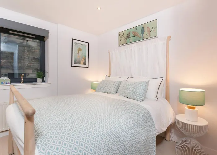 Walk Everywhere -top Rated Flat On The Royal Mile.