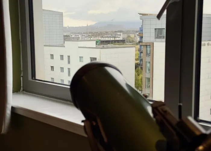 Ocean View Flat With Cozy Vibes *