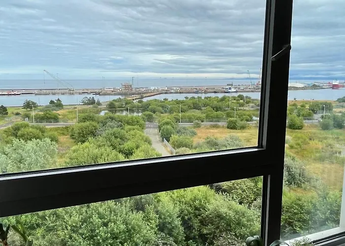 Ocean View Flat With Cozy Vibes *