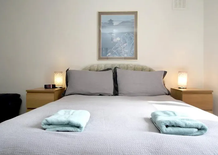 Family-friendly Flat Walkable From Princess Street דירה *