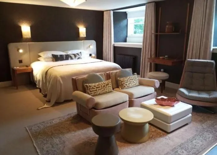 3 John's Place Townhouse