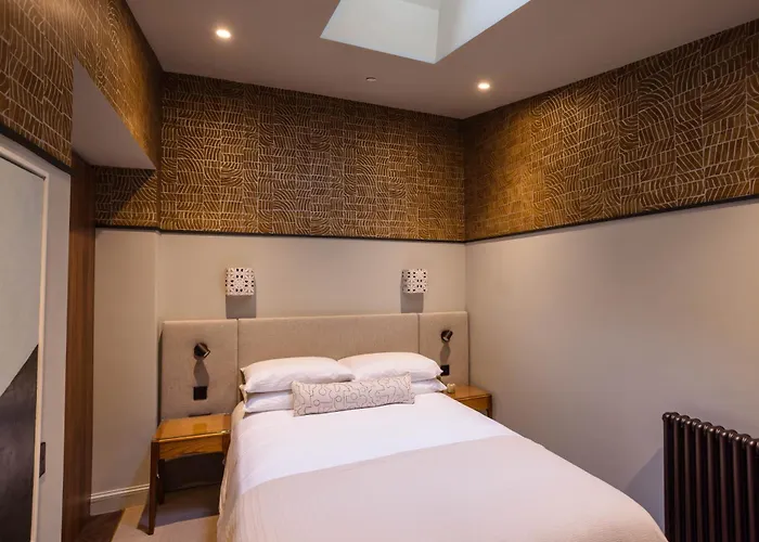 3 John's Place Townhouse