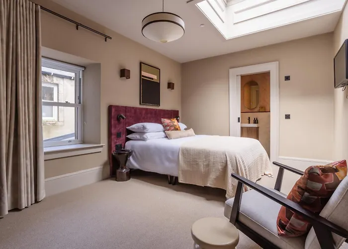 3 John's Place Townhouse