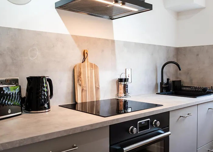 2bedroom Apartment-free Parking