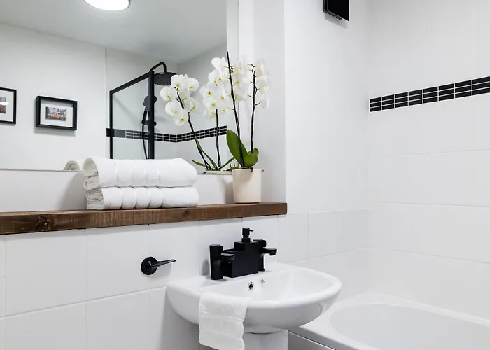 2bedroom Apartment-free Parking אדינבורו