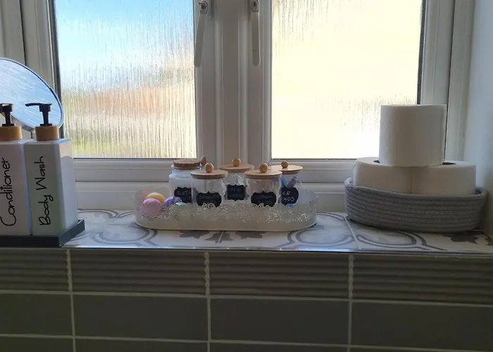 Innisfail Edi - Double With Private Bathroom Homestay