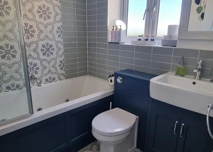 Innisfail Edi - Double With Private Bathroom Habitación en casa particular