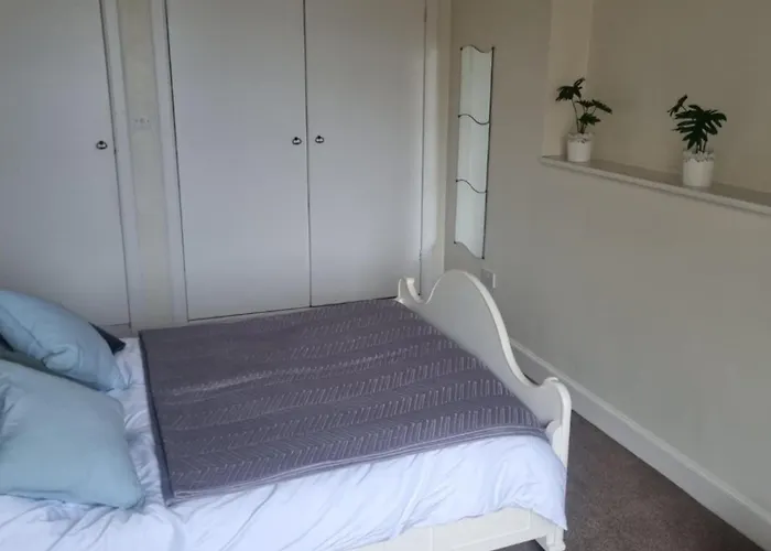 3 Double-bed Georgian In Prime Location Apartment Edinburgh