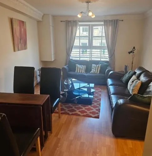 Quiet Classic In Apartment