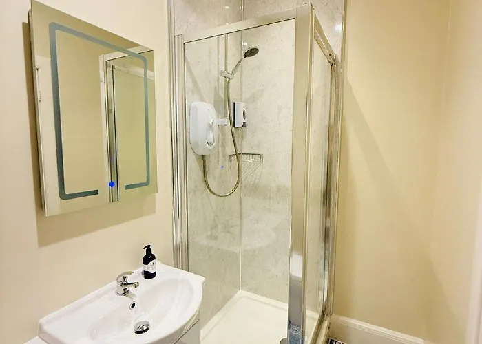 Scot Townhouse 4*