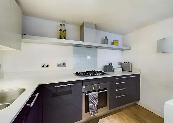 Charming Modern Central Apartment Apartment