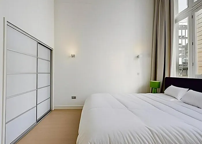 Charming Modern Central Apartment Edinburgh