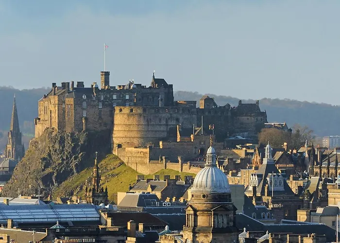 Centre Modern Luxury - Royal Mile Apartment