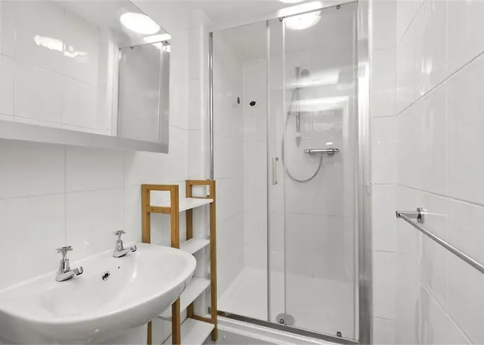 Haymarket Flat Sleeps 4 Edinburgh